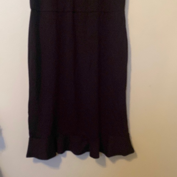 Old Navy Black Sleeveless RuffleTrim Knee-Length Sheath Dress [Size: L] - Picture 4 of 9